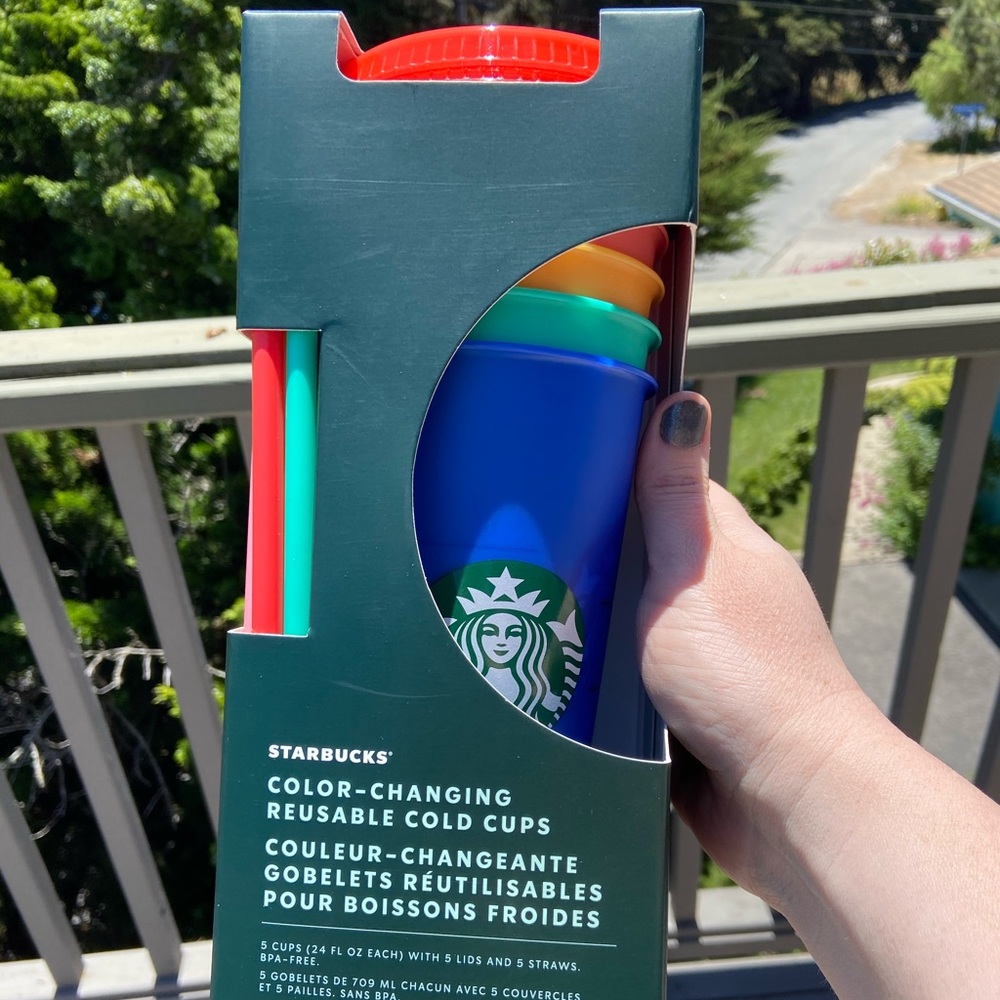 ❤️💙NWT set of 5 Starbucks Color changing cups💛🧡